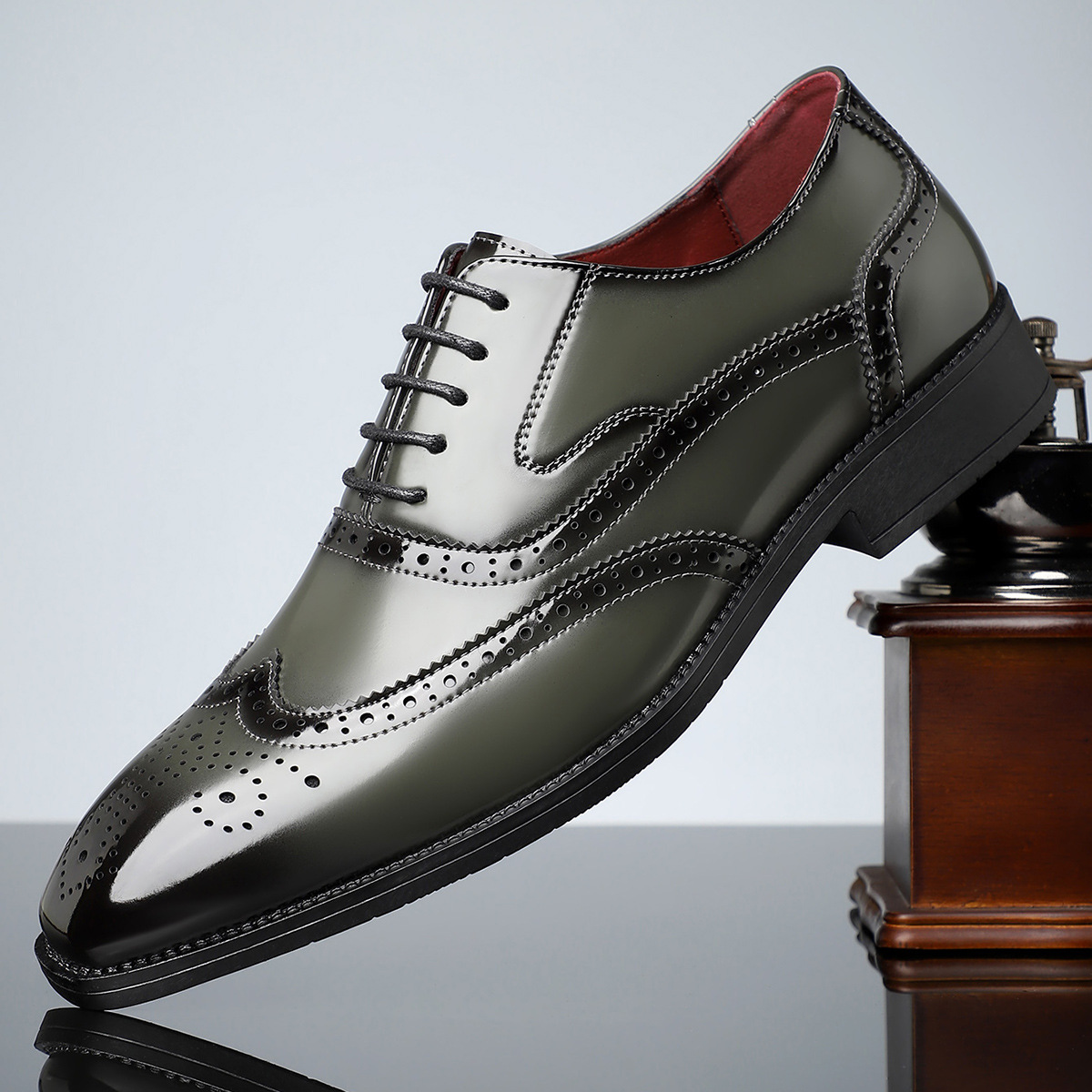 Men\'s Wingtip Brogue Oxford Dress Shoes with Cushioned Insole Men main image 4